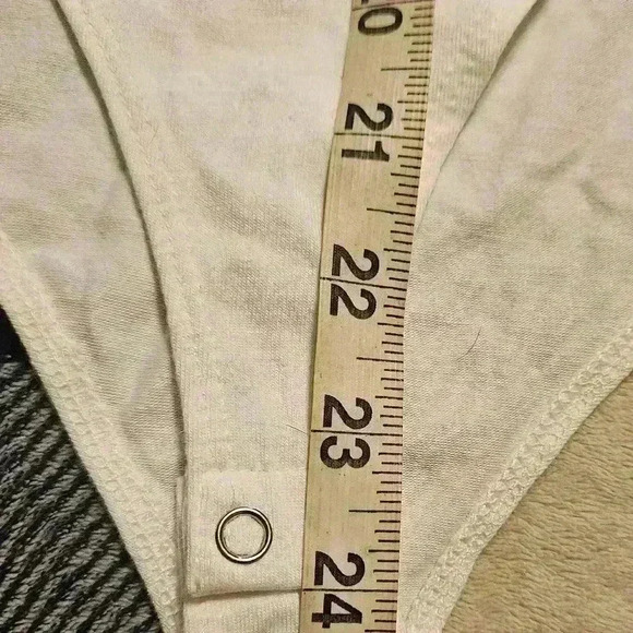 Forever 21 Juniors White Bodysuit With Red Stripe Size Small - Picture 6 of 10